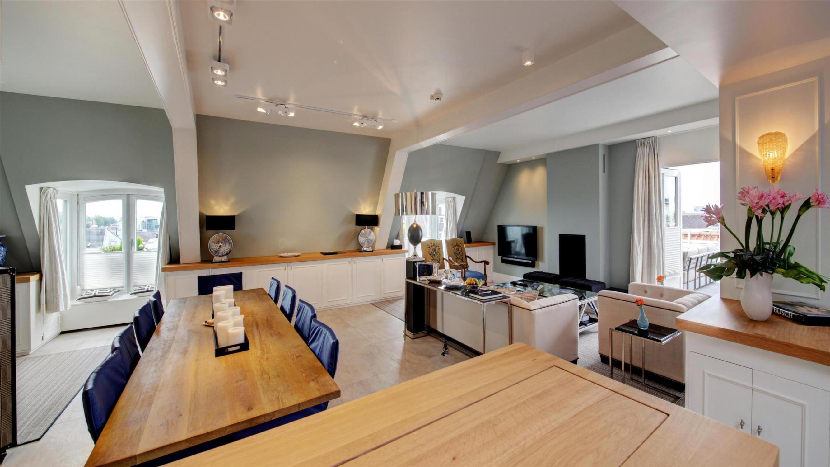 Penthouse Suite