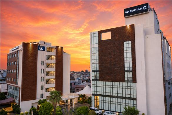 HOTEL GOLDEN TULIP LUCKNOW - Sunset Facade Shot
