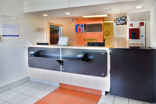  - Travelodge Parsippany - I-80, Exit 45 & 47