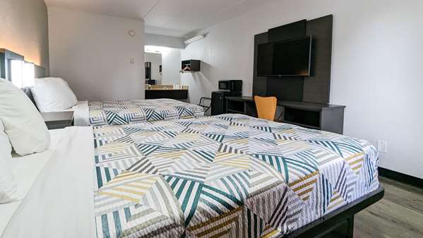  - Super 8 Hotel Burlington