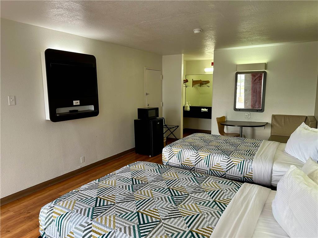 MOTEL 6 WEST MONROE-guestroom-Guest Room,On-Site.jpg