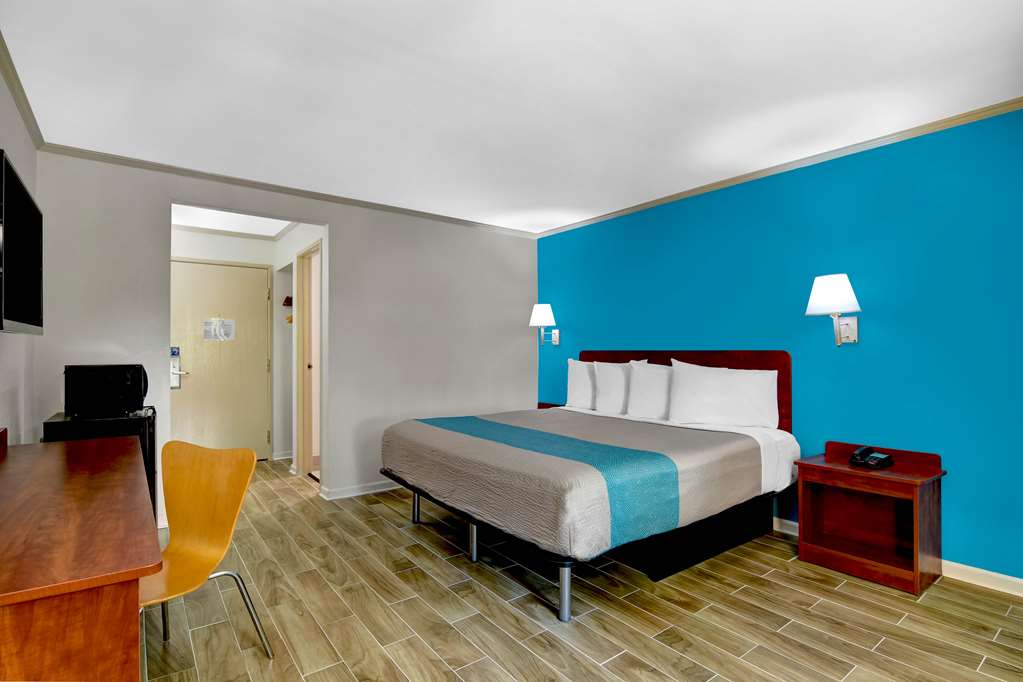 MOTEL 6 NORCROSS GA-guestroom-Guest Room,On-Site.jpg