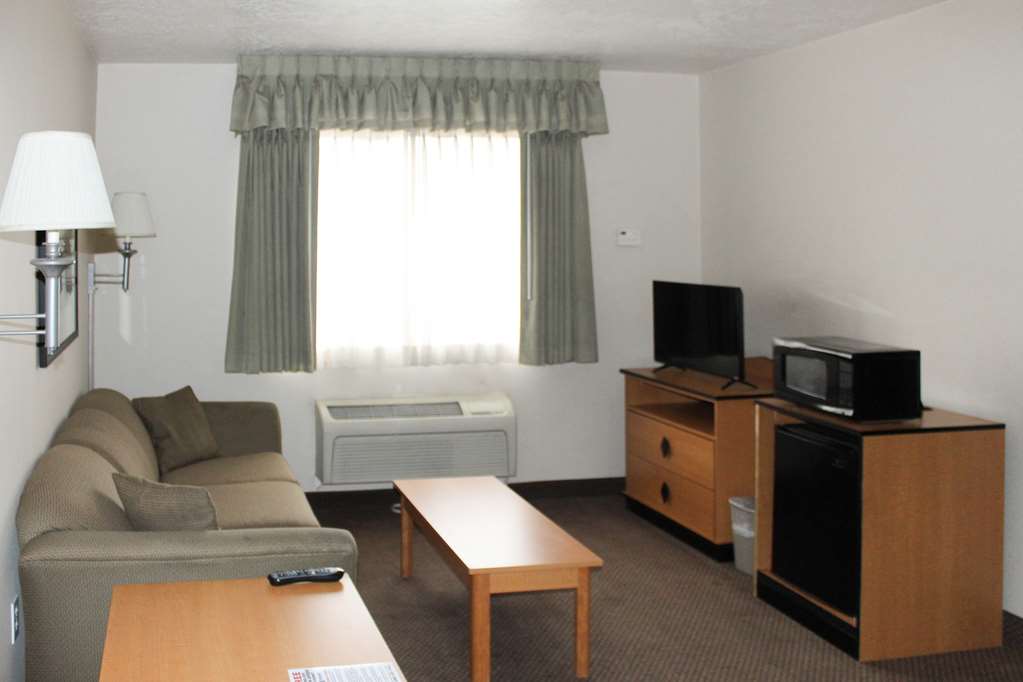 MOTEL 6 OGDEN 21ST STREET-guestroom-Guest Room,Guest Room Amenity,On-Site.jpg