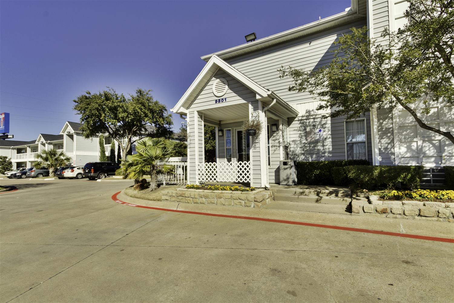 Studio 6 Extended Stay Hotel Garland Park Dallas, TX See Discounts