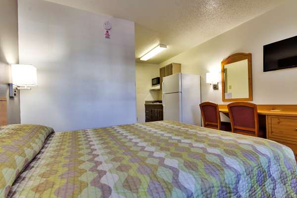  - Studio 6 Extended Stay Hotel Garland Park Dallas