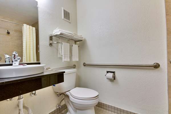  - Studio 6 Extended Stay Hotel Garland Park Dallas