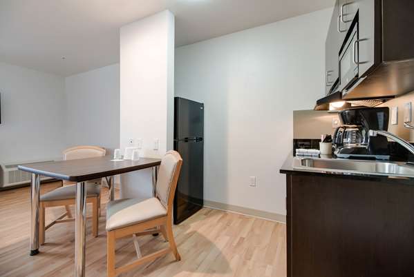  - Studio 6 Extended Stay Hotel Ingleside