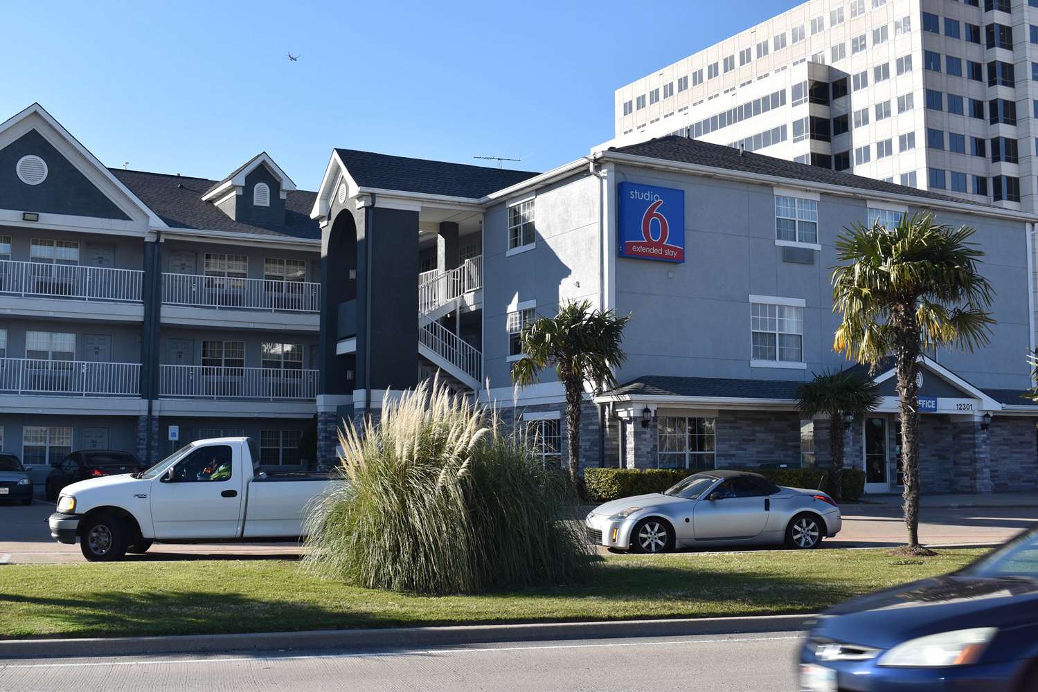Studio 6 Extended Stay Hotel Park Central Dallas, TX - See Discounts