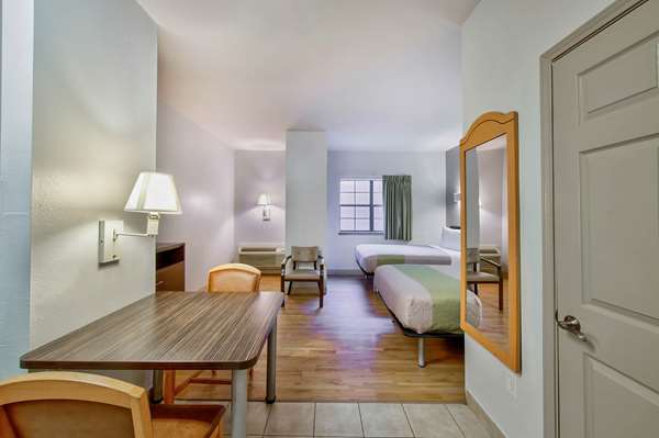  - Studio 6 Extended Stay Hotel Beaumont - I-10, Exit 853B