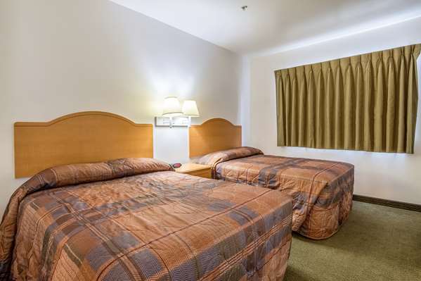 - Studio 6 Extended Stay Hotel Bakersfield