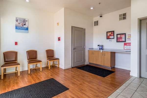 Restaurant - Studio 6 Extended Stay Hotel Bakersfield