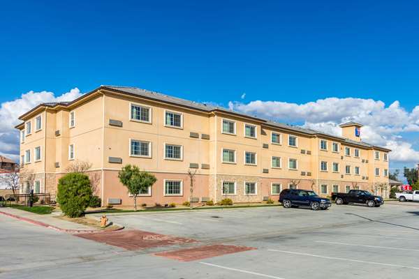 Exterior view - Studio 6 Extended Stay Hotel Bakersfield