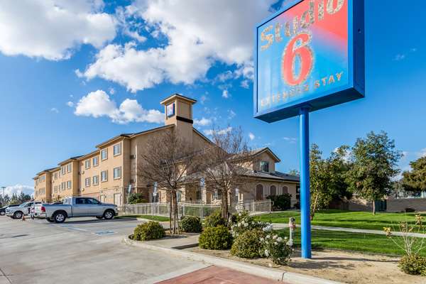 Exterior view - Studio 6 Extended Stay Hotel Bakersfield