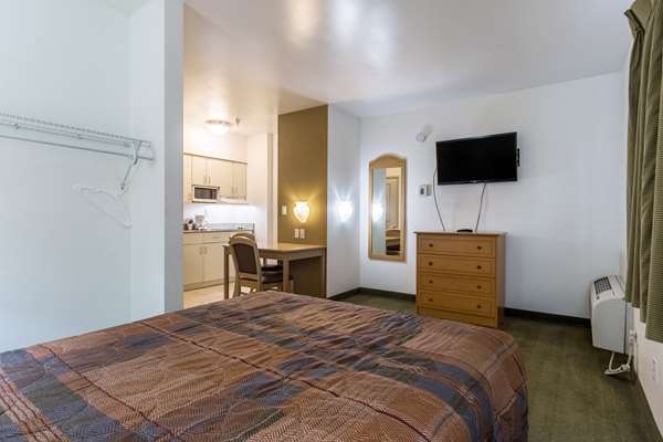  - Studio 6 Extended Stay Hotel Bakersfield
