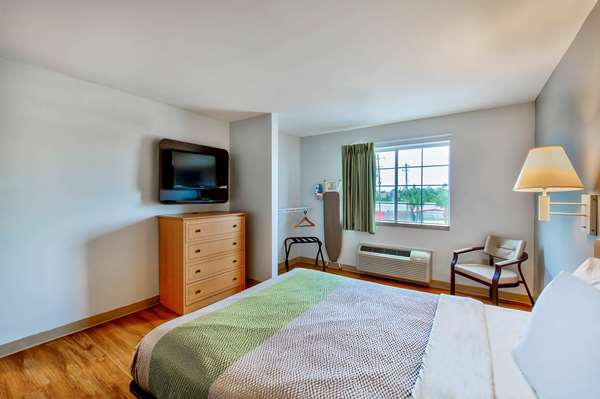  - Studio 6 Extended Stay Hotel Bay City