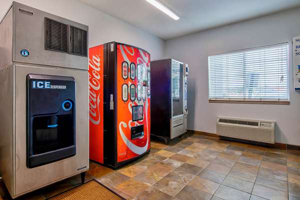  - Studio 6 Extended Stay Hotel Bay City