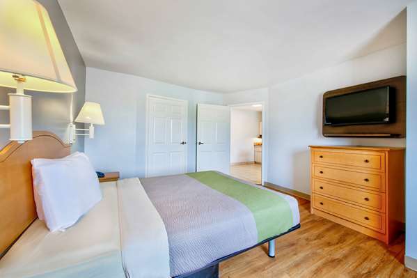  - Studio 6 Extended Stay Hotel Bay City