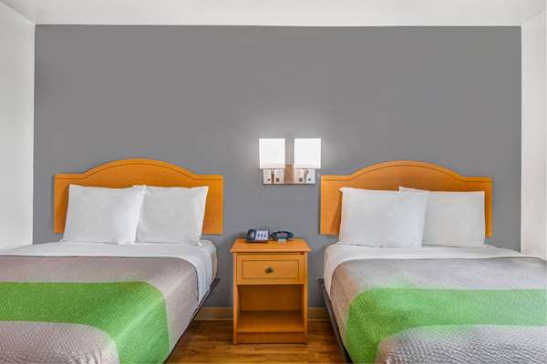 Suite - Studio 6 Extended Stay Hotel Opelika