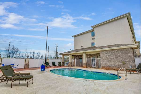 Pool - Studio 6 Extended Stay Hotel Opelika