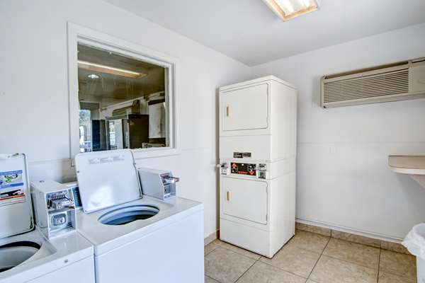  - Studio 6 Extended Stay Hotel Dallas Grand Prairie - I-30, Exit 34