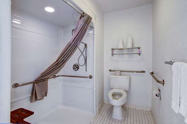  - Studio 6 Extended Stay Hotel Dallas Grand Prairie - I-30, Exit 34