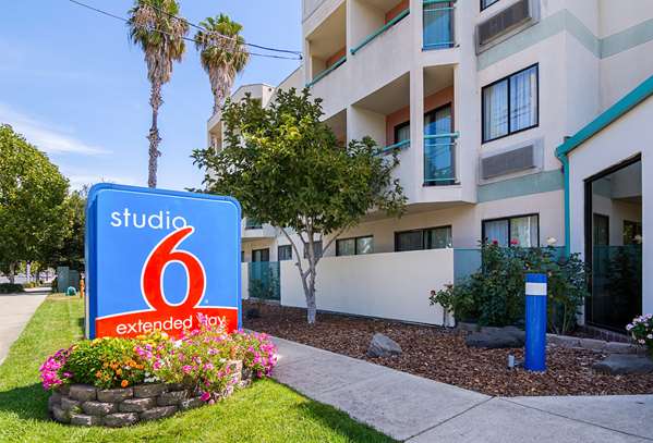 Exterior view - Studio 6 Extended Stay Hotel Concord