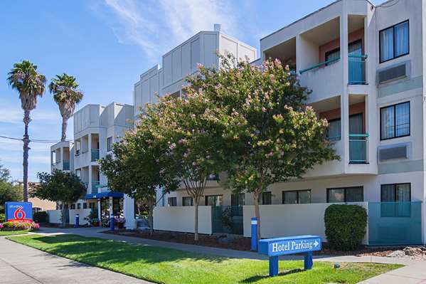 Exterior view - Studio 6 Extended Stay Hotel Concord