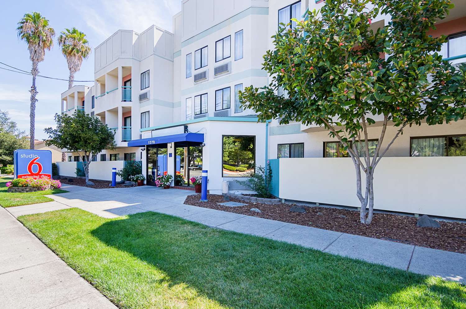 Studio 6 Extended Stay Hotel Concord, CA - See Discounts