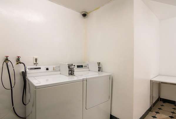  - Studio 6 Extended Stay Hotel Concord