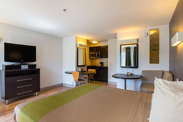  - Studio 6 Extended Stay Hotel Concord