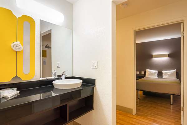  - Studio 6 Extended Stay Hotel Concord