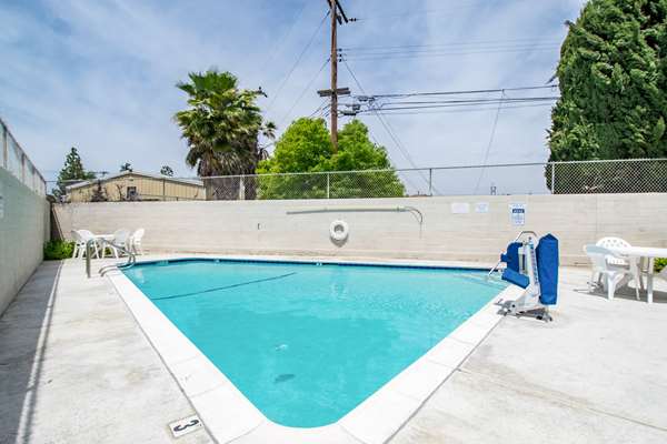 Pool - Studio 6 Extended Stay Hotel Cypress