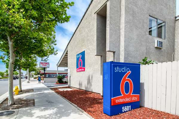Exterior view - Studio 6 Extended Stay Hotel Cypress