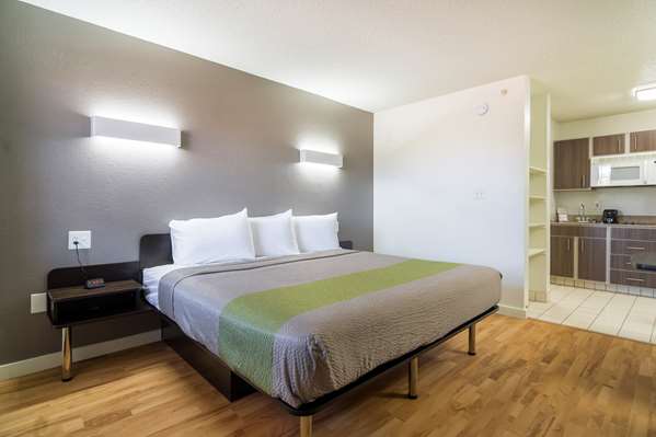  - Studio 6 Suites Plano