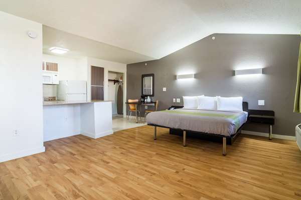 - Studio 6 Suites Plano