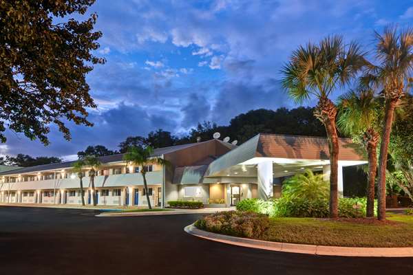 Exterior view - Studio 6 Extended Stay Hotel Baymeadows Jacksonville - I-95, Exit 341