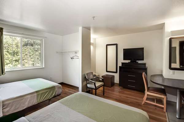  - Studio 6 Extended Stay Hotel East Brunswick - I-95, Exit 9