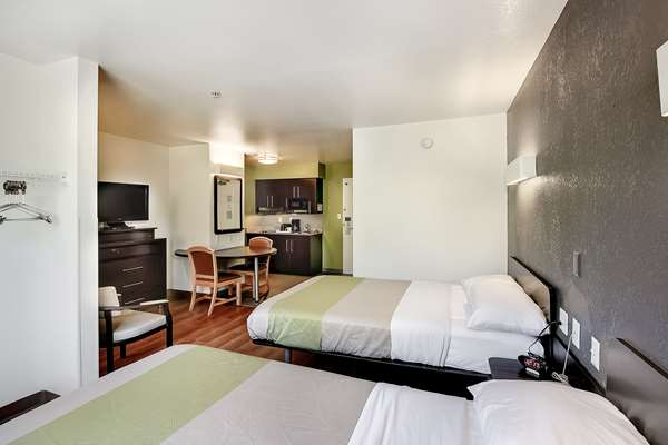  - Studio 6 Extended Stay Hotel East Brunswick - I-95, Exit 9