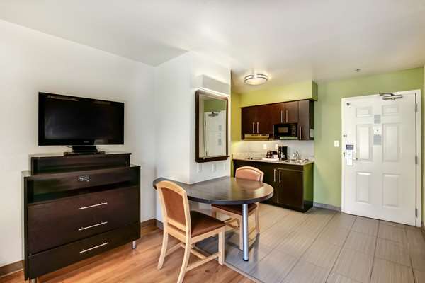  - Studio 6 Extended Stay Hotel East Brunswick - I-95, Exit 9