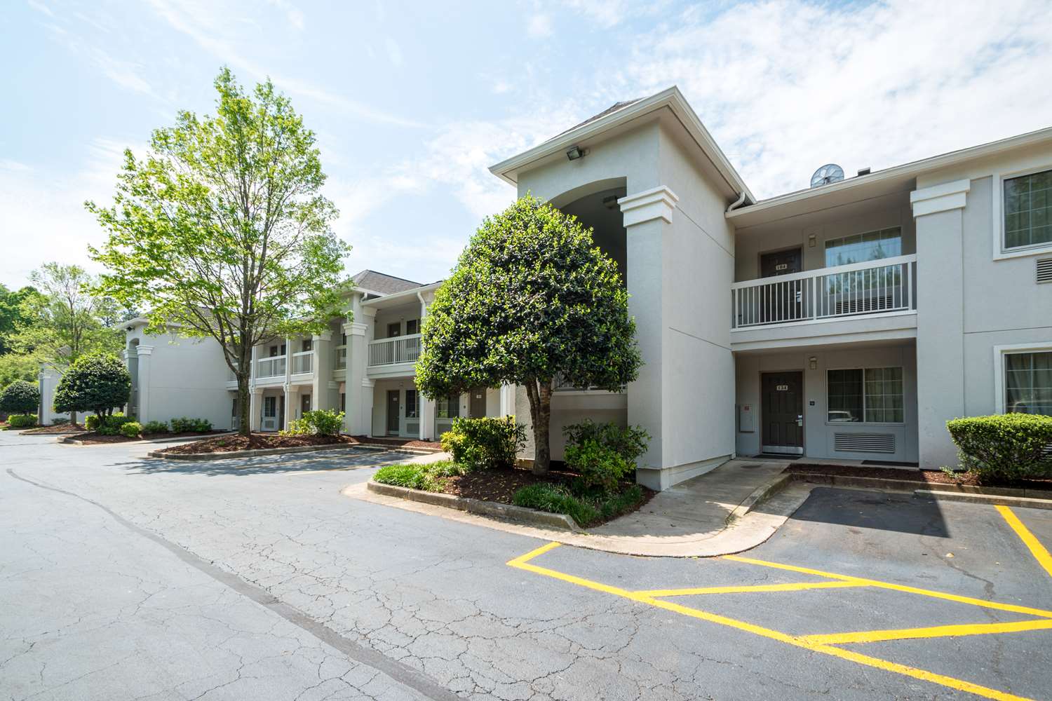 Studio 6 Extended Stay Hotel Place Duluth, GA See Discounts