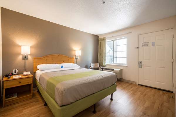  - Studio 6 Extended Stay Hotel Gwinnett Place Duluth - I-85, Exit 104