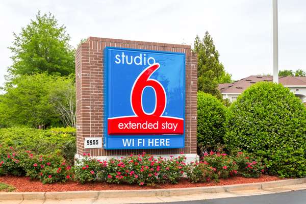 Exterior view - Studio 6 Extended Stay Hotel Roswell
