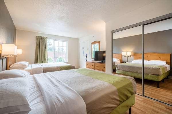  - Studio 6 Extended Stay Hotel Roswell