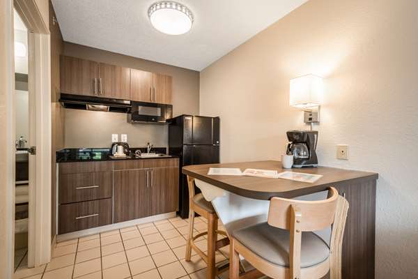  - Studio 6 Extended Stay Hotel Roswell