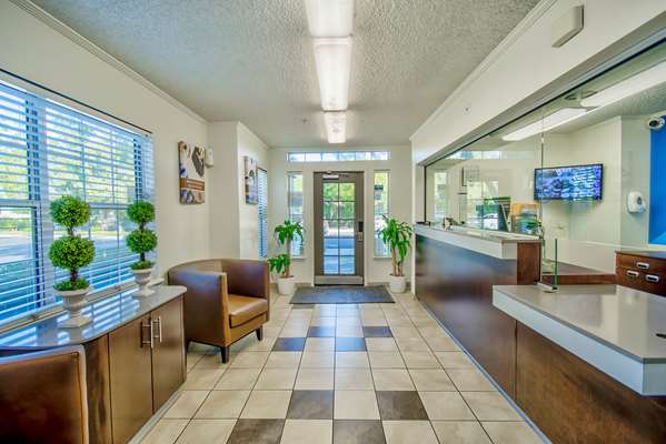  - Studio 6 Extended Stay Hotel Deer Valley Phoenix - I-17, Exit 214