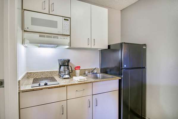 - Studio 6 Extended Stay Hotel Deer Valley Phoenix - I-17, Exit 214