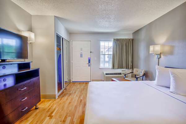  - Studio 6 Extended Stay Hotel Deer Valley Phoenix - I-17, Exit 214