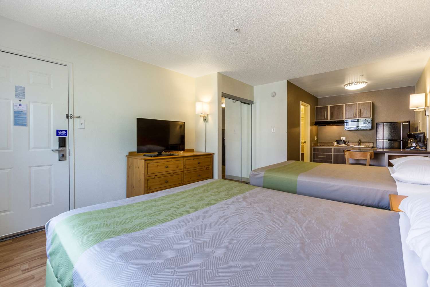 Studio 6 Extended Stay Hotel Tempe I10, Exit 155, AZ See Discounts
