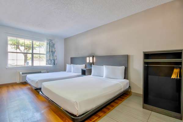  - Studio 6 Extended Stay Midtown Austin - I-35, Exit 238