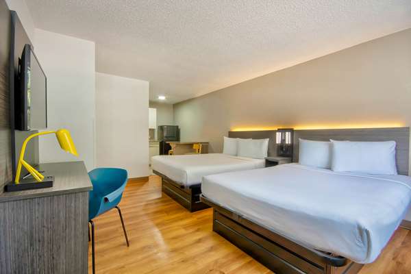  - Studio 6 Extended Stay Midtown Austin - I-35, Exit 238